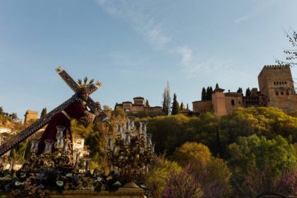 Descubre la magia de la Semana Santa de Granada