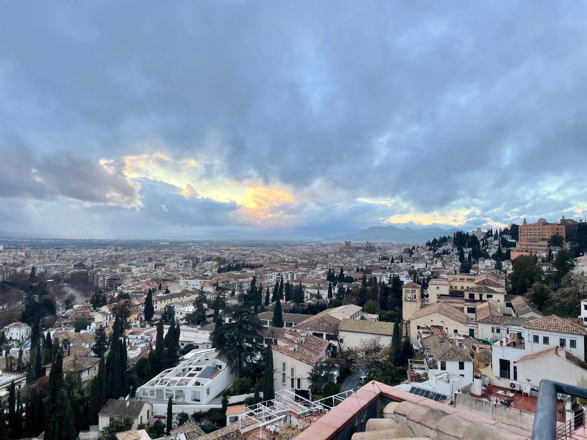 Granada para Aficionados a la Fotografía: Capturando la Belleza de la Ciudad