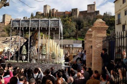 La Semana Santa en Granada: Una Experiencia Única para Vivir y Sentir
