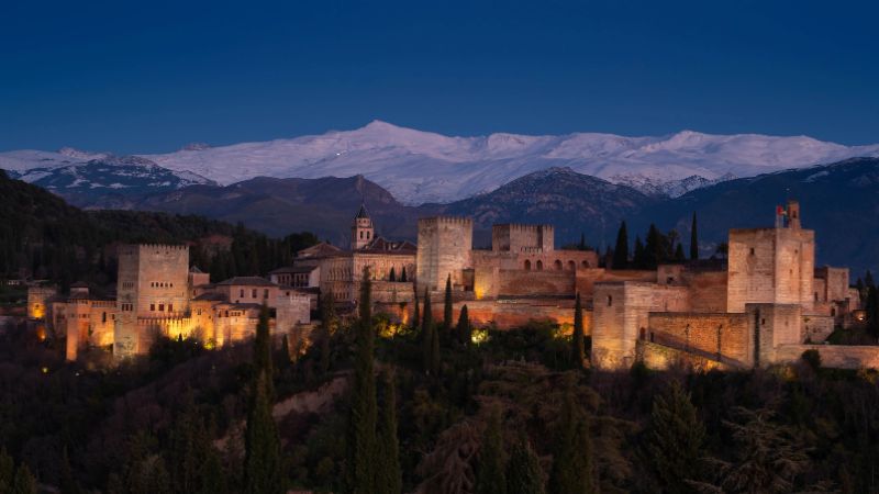 alhambra alineación con sierra nevada